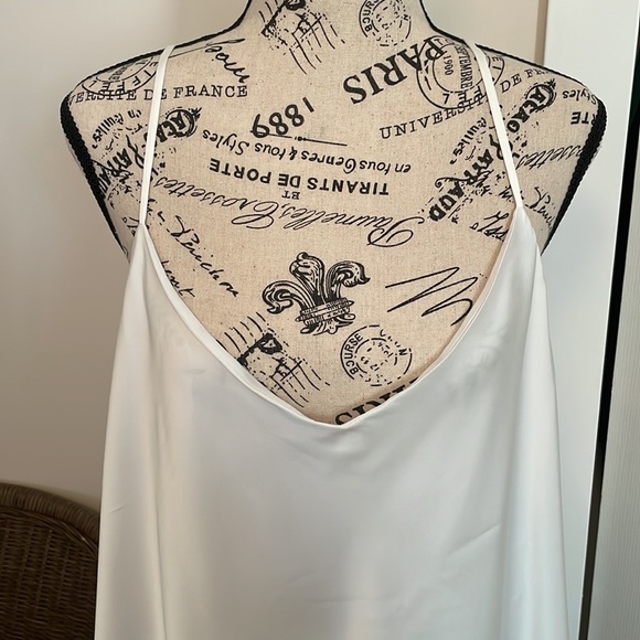 NWT-Calvin Klein camisole ❤️ - Picture 2 of 9